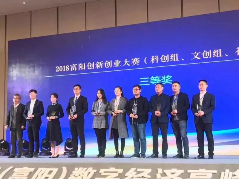 1544005414543120.jpg 33.webp.jpg